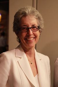 Dr. Carol Tavris